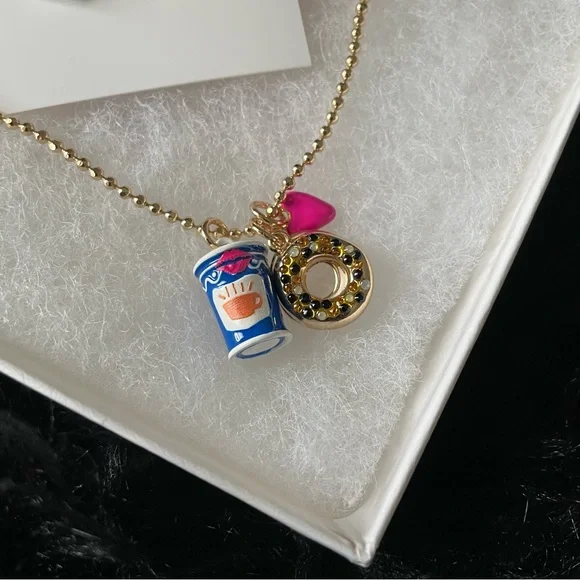 Betsey Johnson NYC bagel and coffee set, NWT - Picture 4 of 6